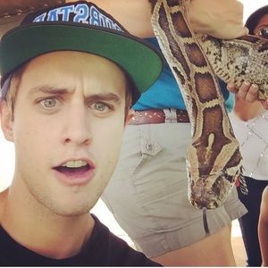 Meet your Posher, Calecaleb